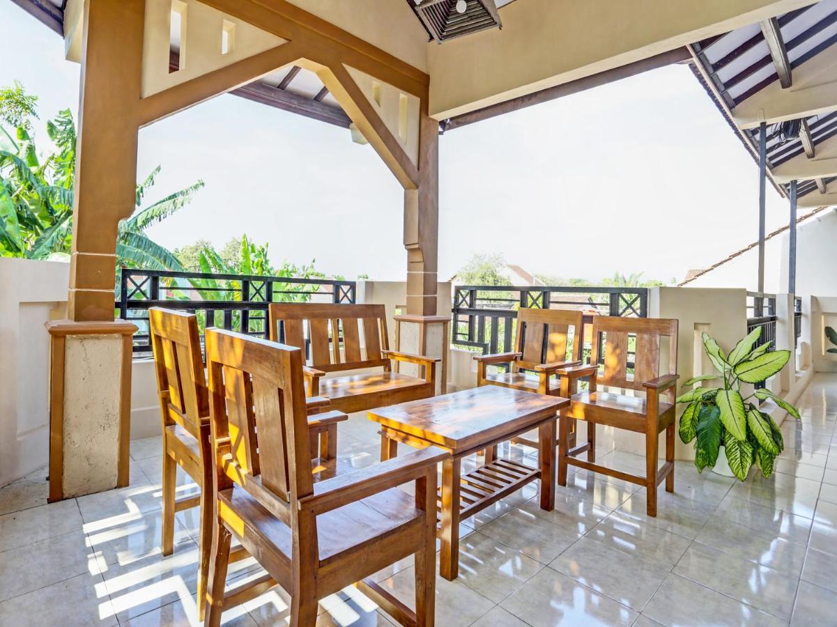 Oyo 91261 Cita Suraya Homestay Banyuwangi  Dış mekan fotoğraf