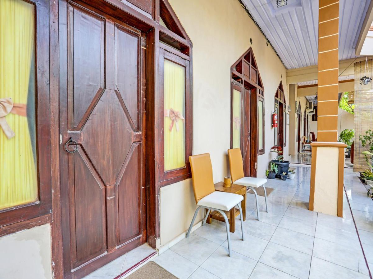 Oyo 91261 Cita Suraya Homestay Banyuwangi  Dış mekan fotoğraf