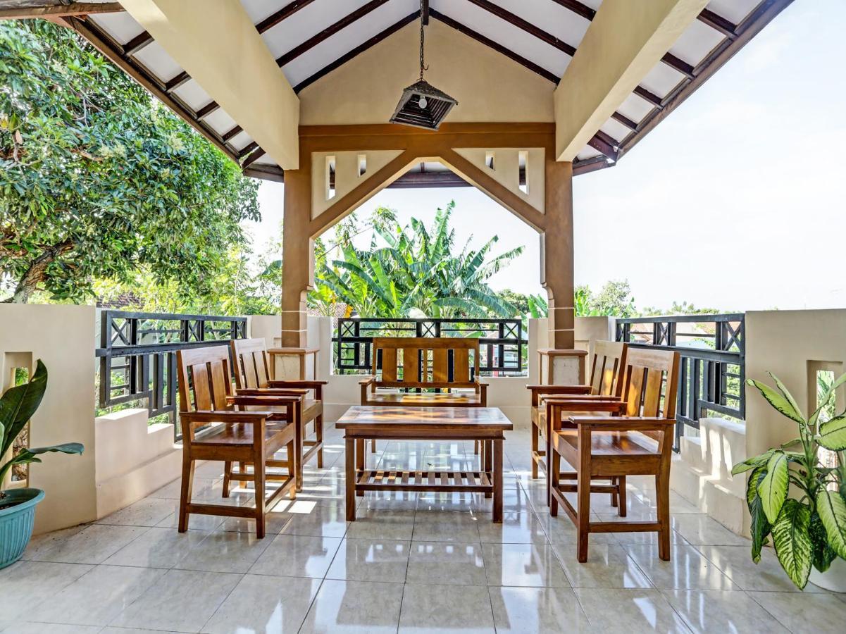 Oyo 91261 Cita Suraya Homestay Banyuwangi  Dış mekan fotoğraf
